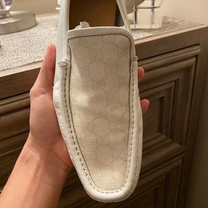Gucci White Canvas Drivers size 12
